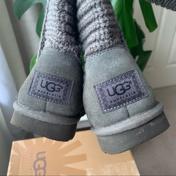 UGG Classic Cardy Boot - Grey - Picture 13 of 13